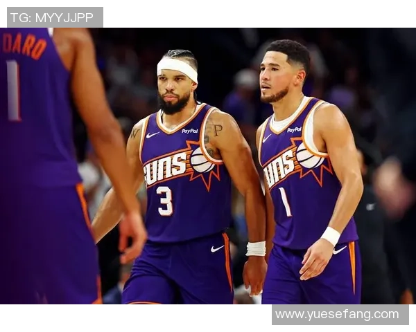 德文布克引领太阳队崛起成为NBA最耀眼的明星球员